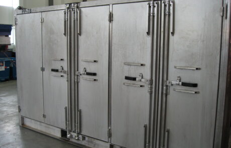 Offshore stainless container